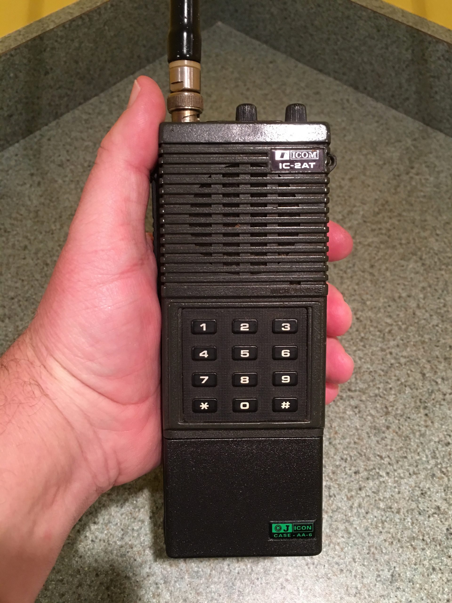 N8CDs Handheld Radio Review 1 Icom IC 2AT Silvercreek Amateur