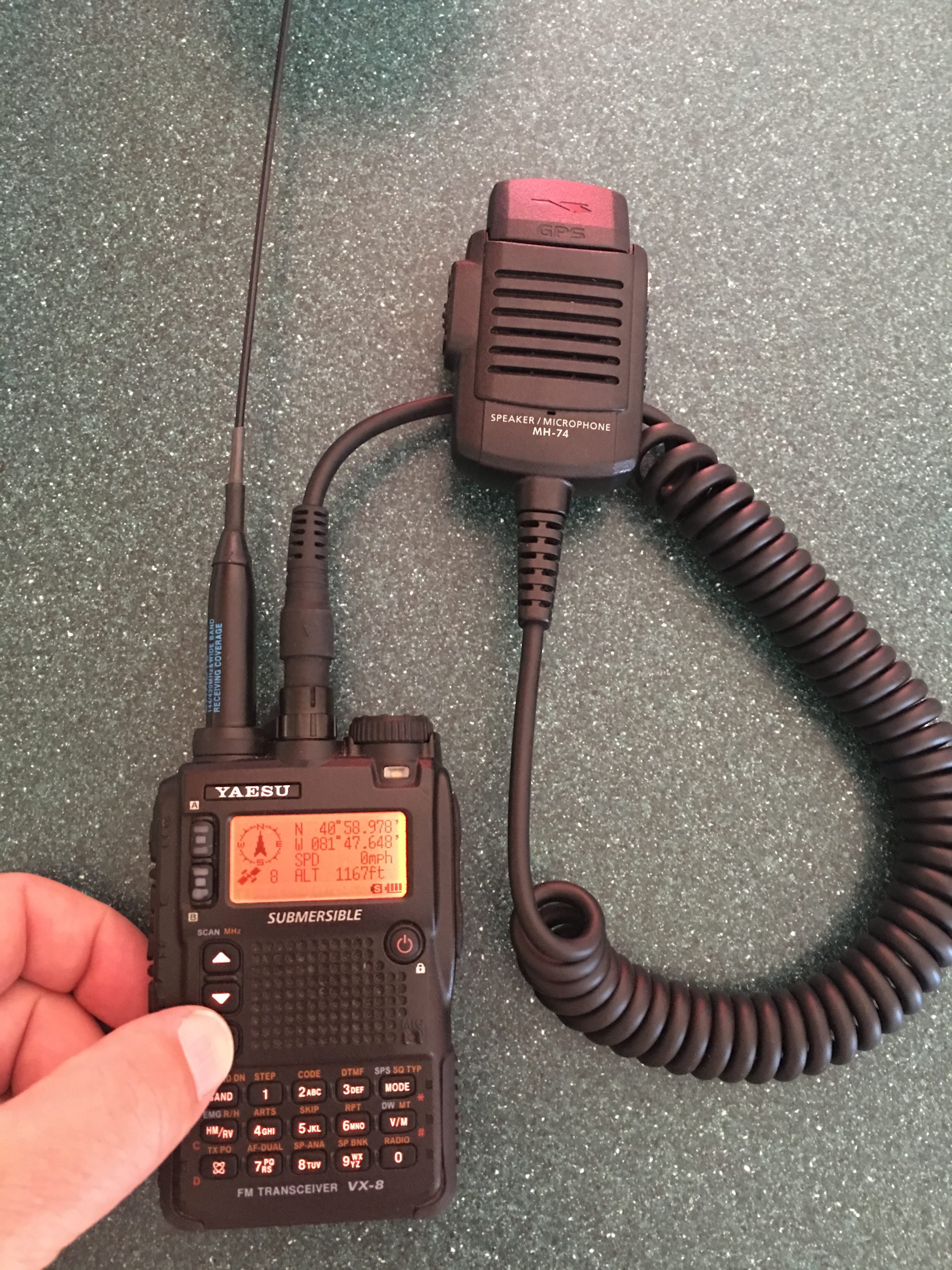 Top 10 Handheld Aviation Radios for 2023: Expert Reviews & Buyer’s Guide